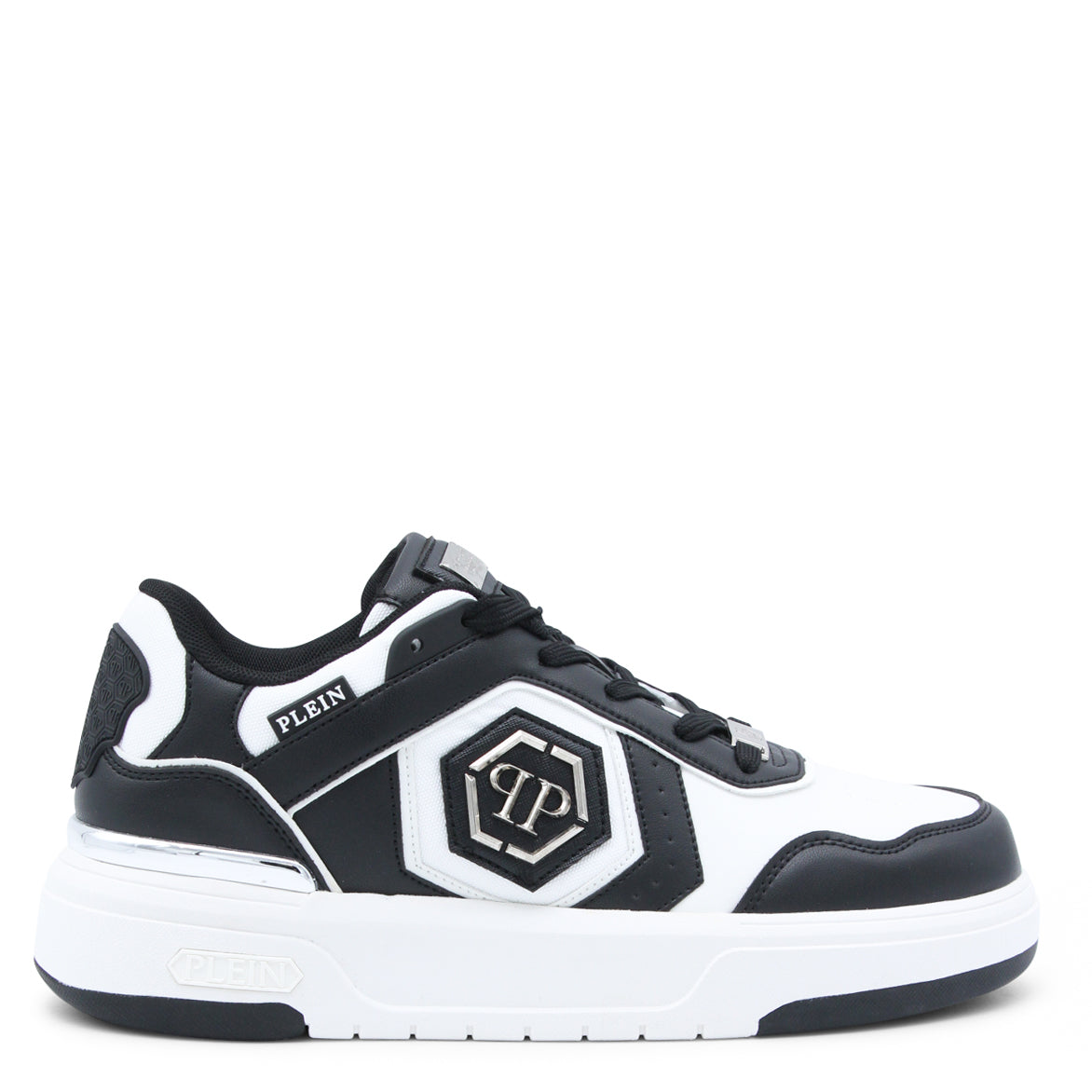 WHITE AND BLACK LEATHER SNEAKERS
