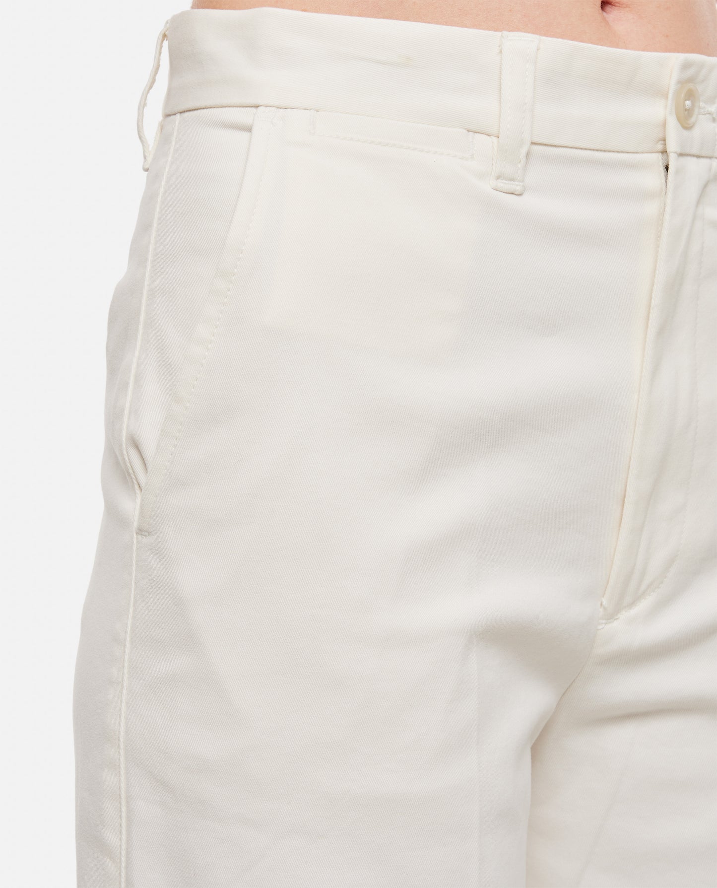WIDE LEG CHINOS