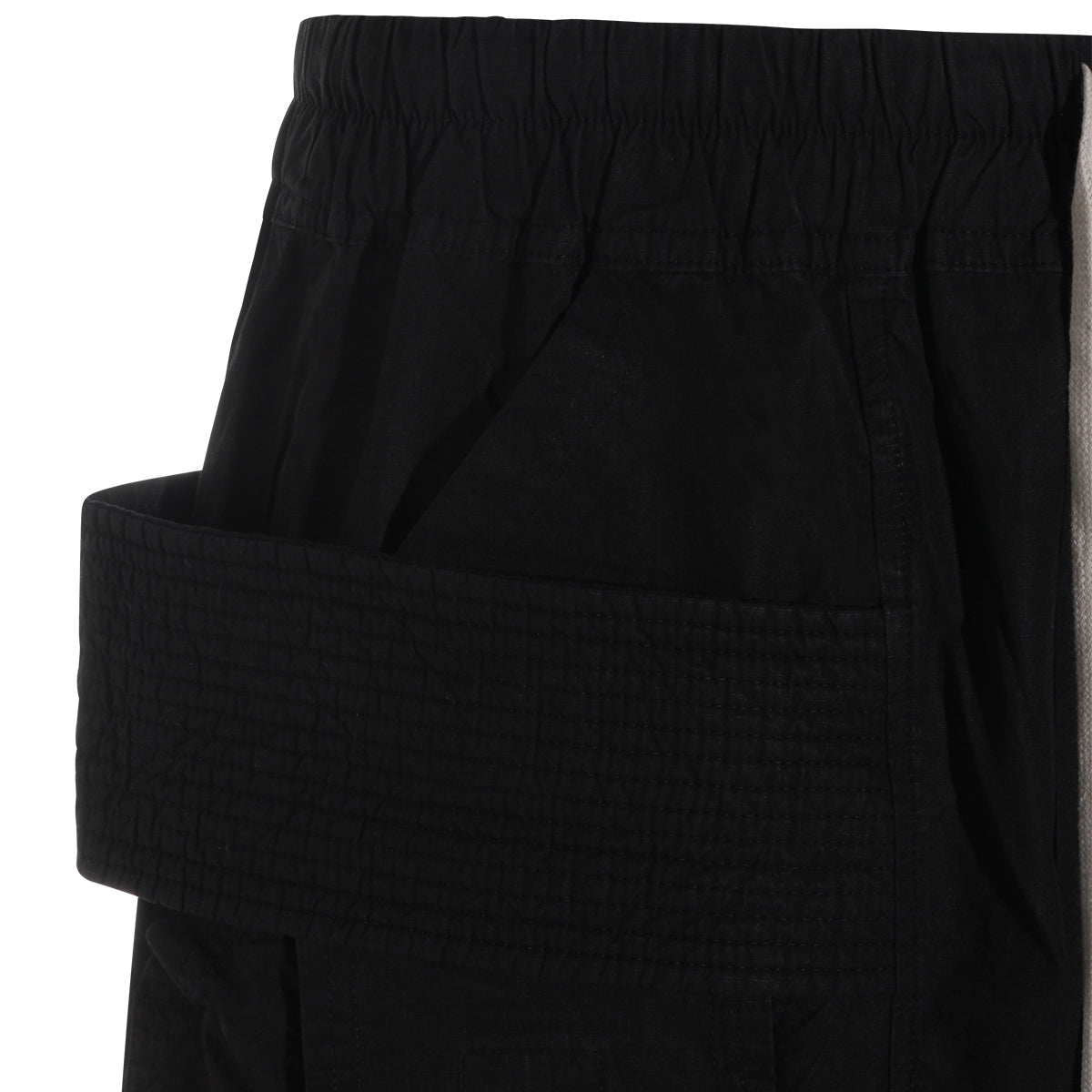 BLACK CARGO PANTS
