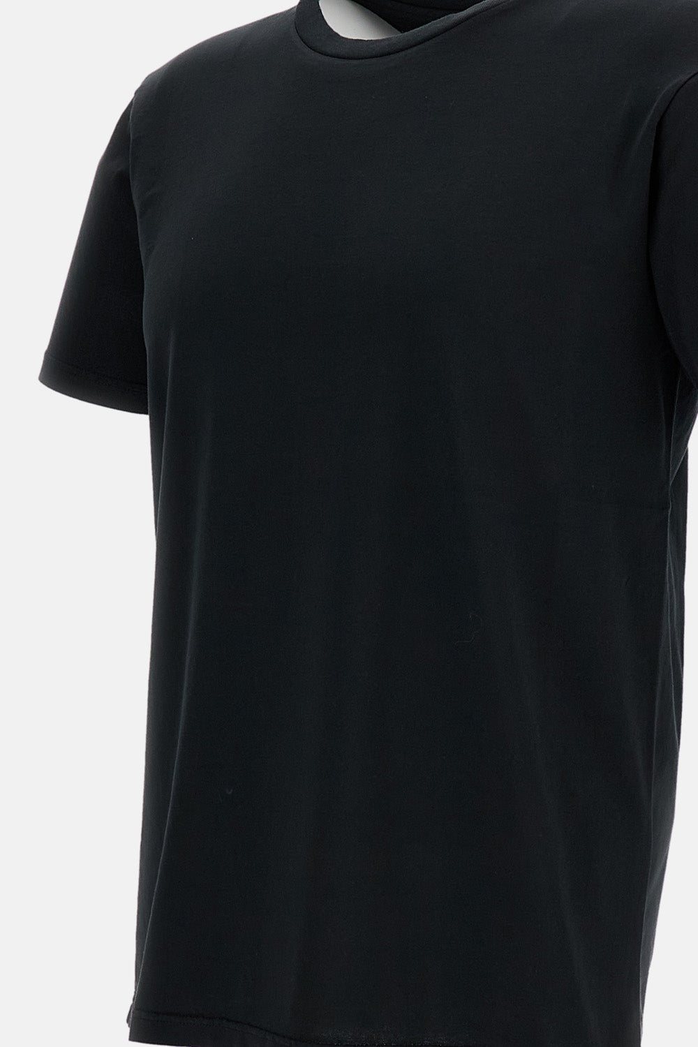 FITTED TSHIRT