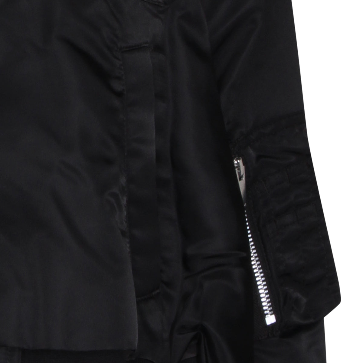 BLACK ZIPPED BOMBER JACKET
