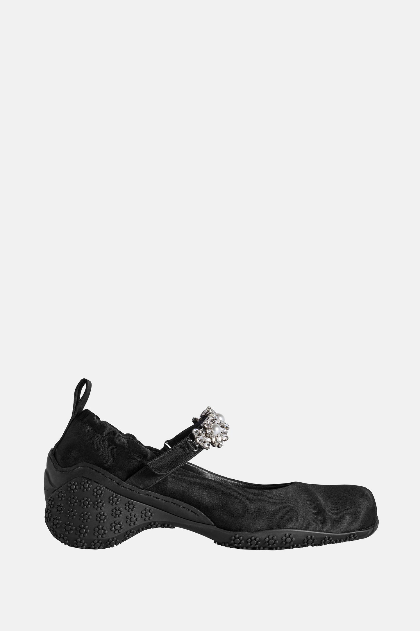 BALLET RUNNER WITH EMB