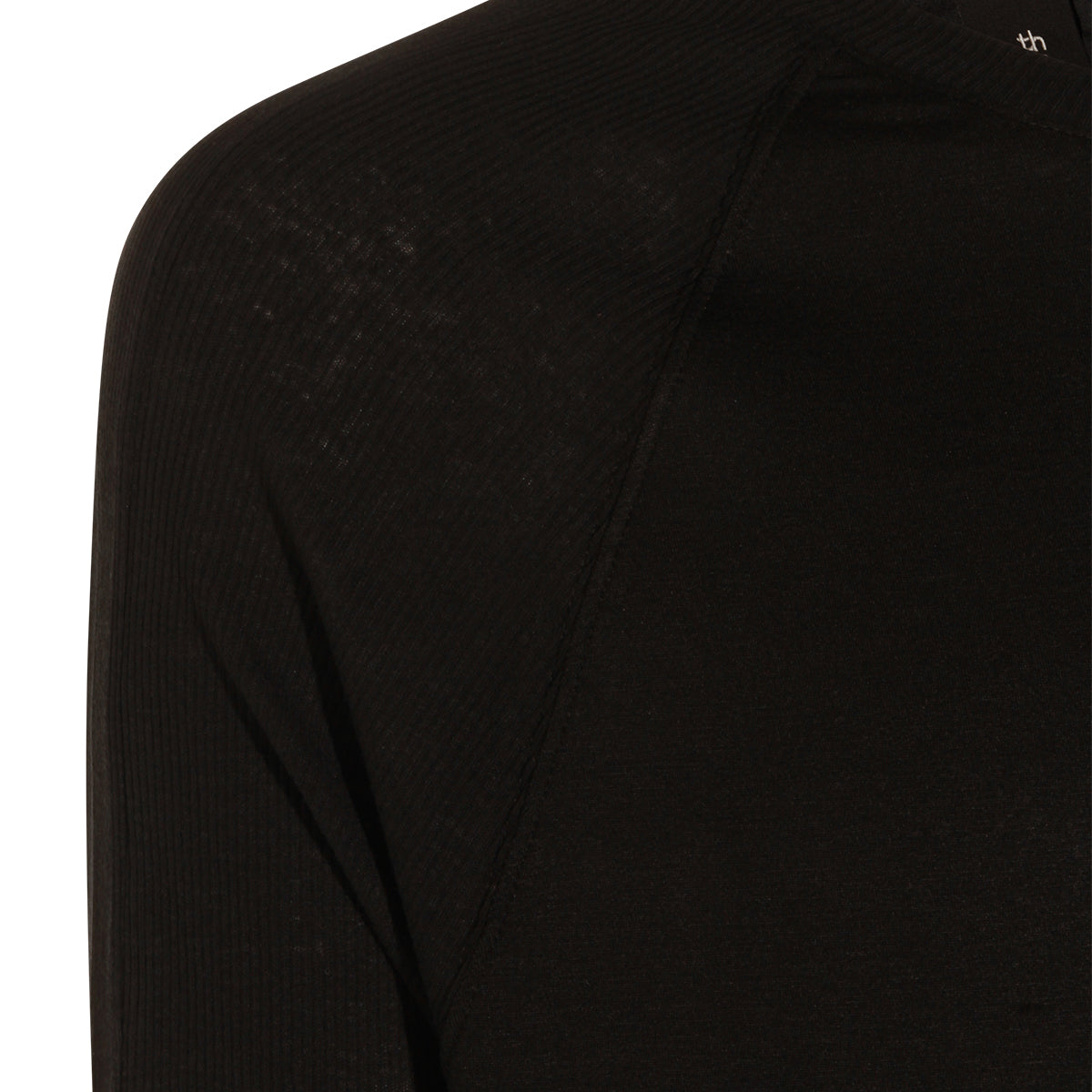BLACK T-SHIRT