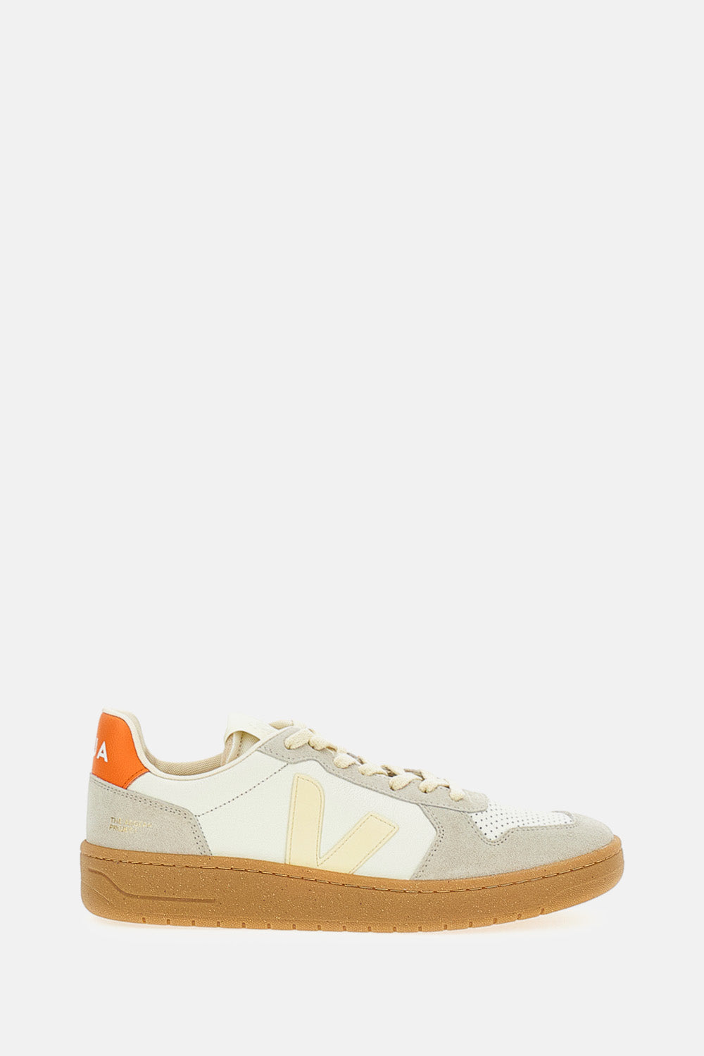 V82 SNEAKERS