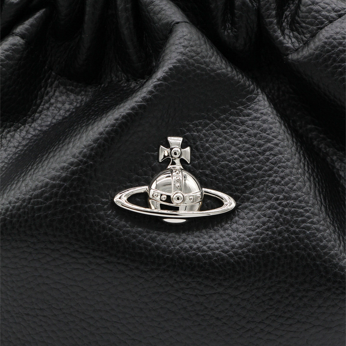 BLACK SATCHEL